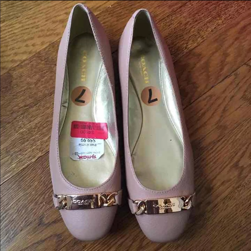 Coach flats