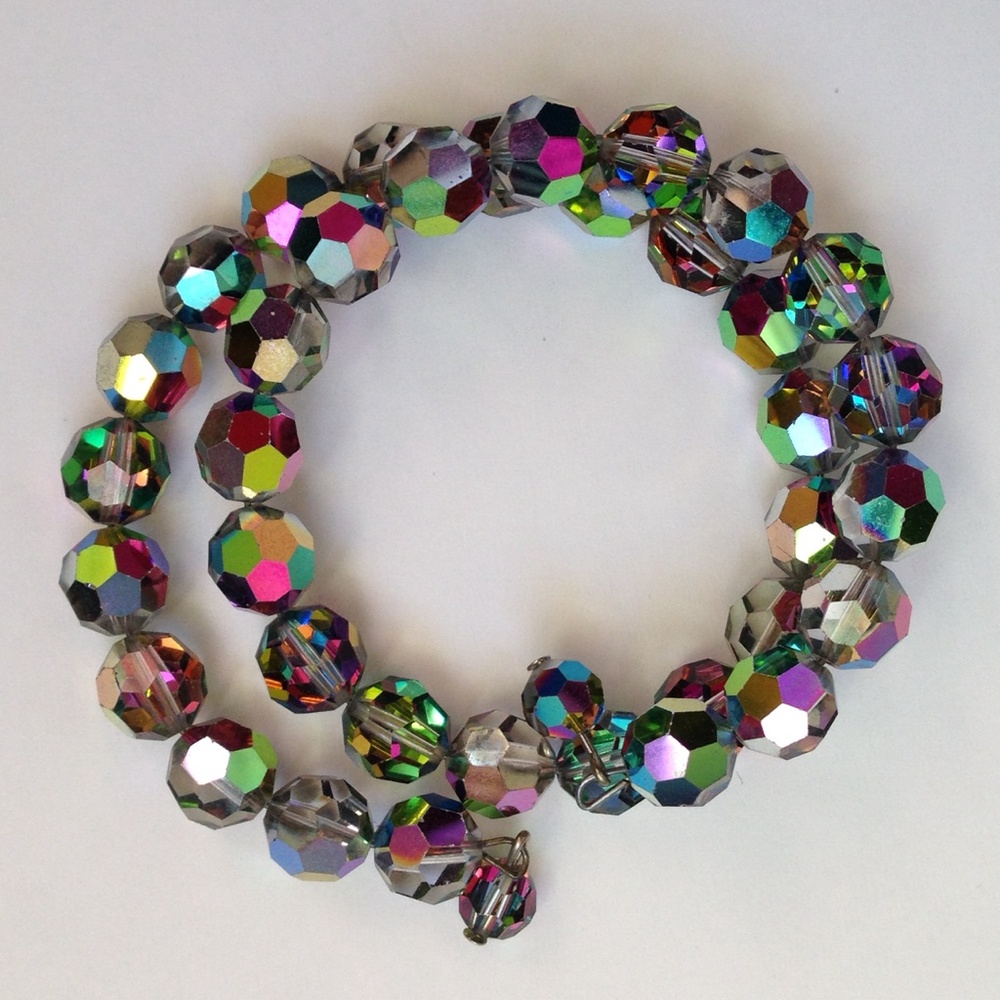 ❤ Iridescent Beaded Bracelet