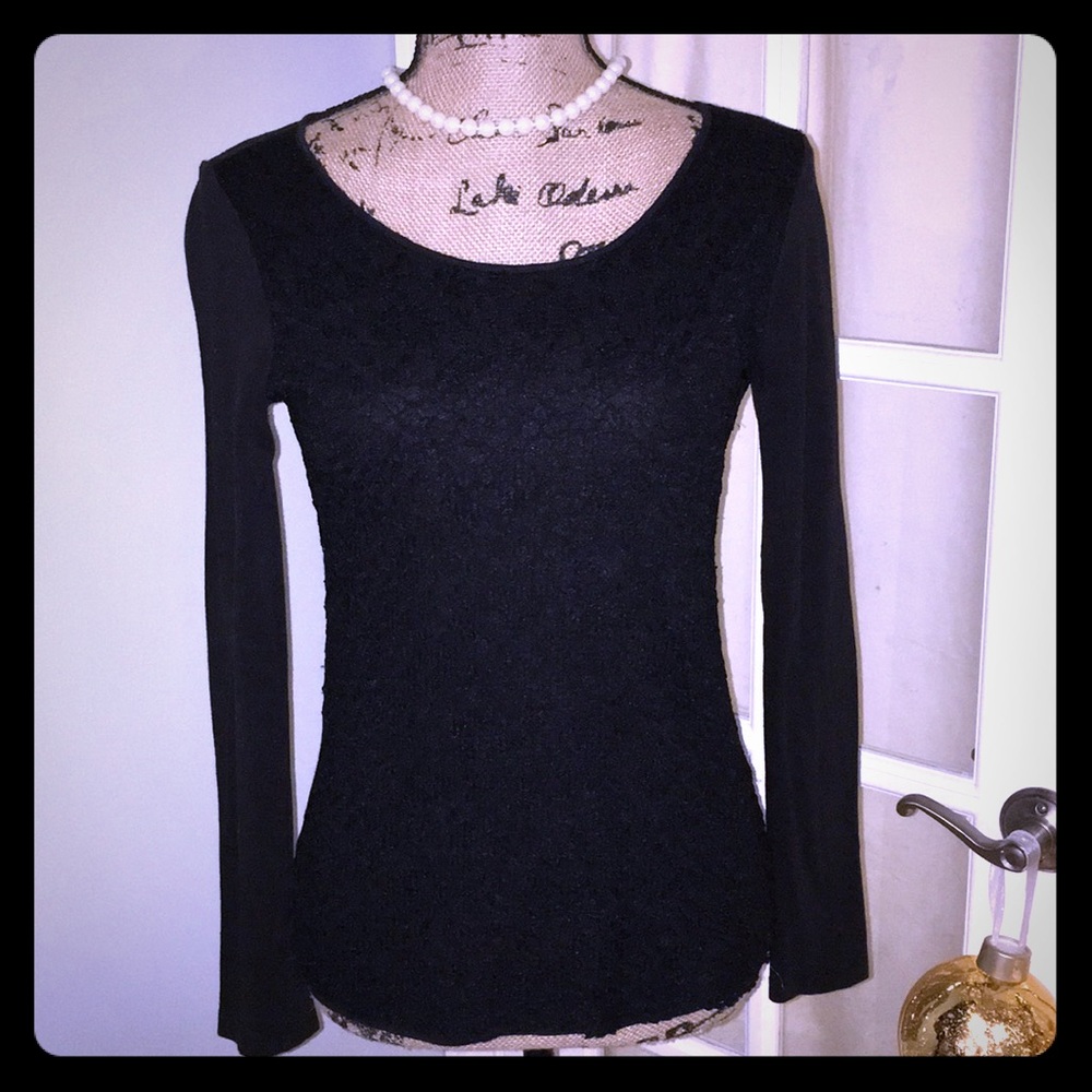 🖤Ann Taylor lace and cotton tee 🖤