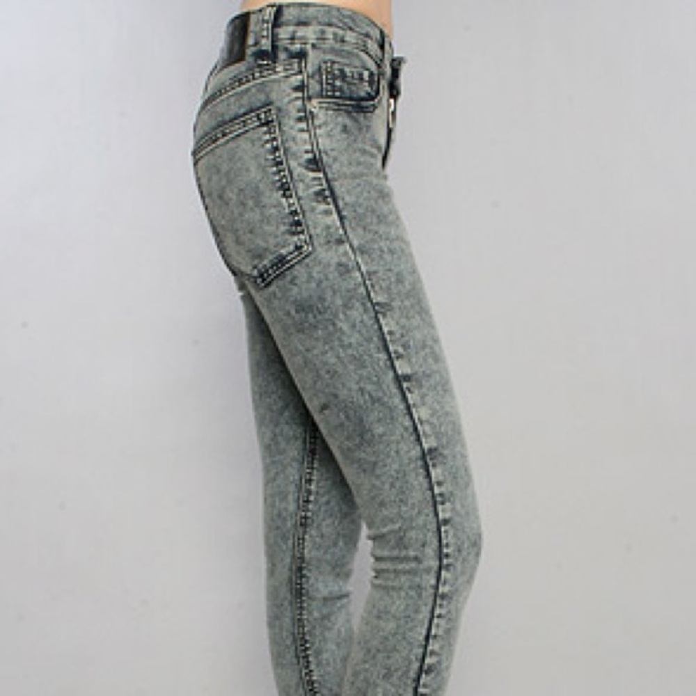 Cheap Monday Tight Ice Jeans