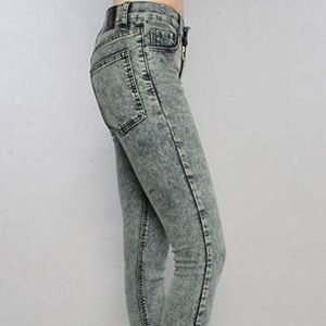 Cheap Monday Tight Ice Jeans