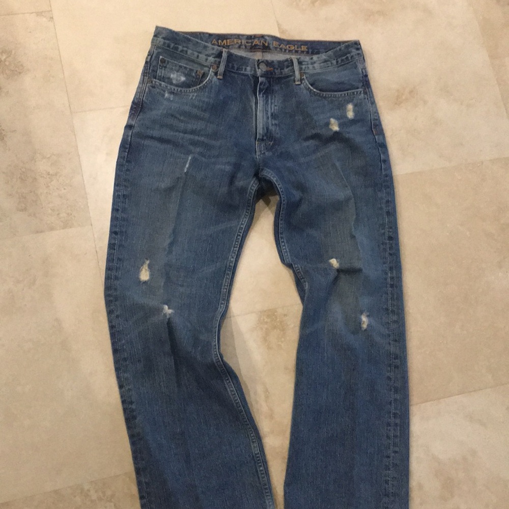 American Eagle men's jeans, low rise, straight leg