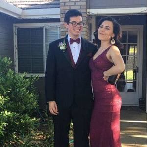 Meet your Posher, Zach