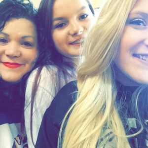 Meet your Posher, Crystal