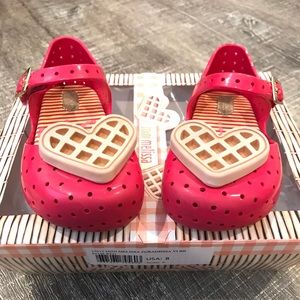 Mini Melissa waffle