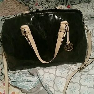 Micheal Kors Large Graydon Satchel