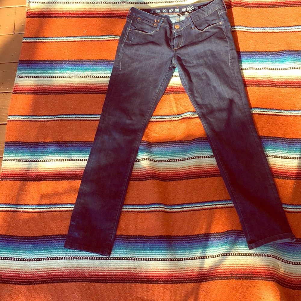 The Earnest Sewn women's straight leg jean