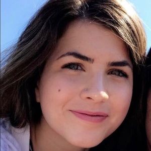 Meet your Posher, Kara