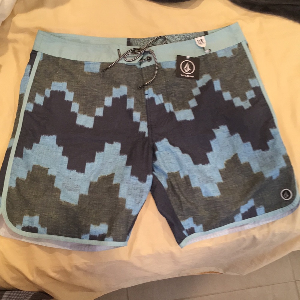 SOLD Volcom swim trunks