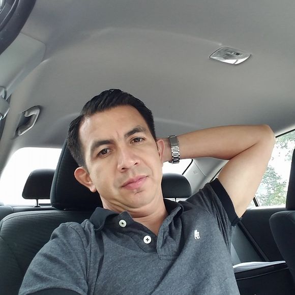 Meet your Posher, Edwin wilberto - Picture 1 of 1