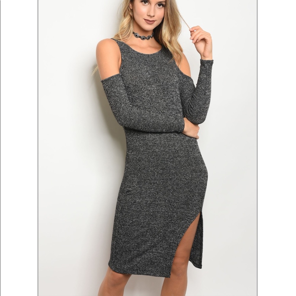 Gray/Black cold shoulder Knit Bodycon dress