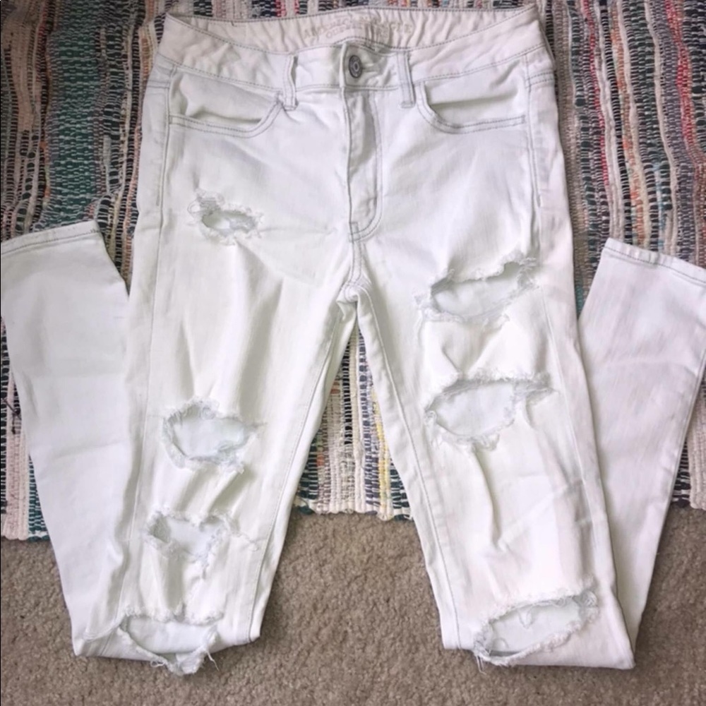 american eagle ripped jeans