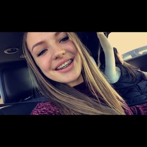 Meet your Posher, Mickenzie