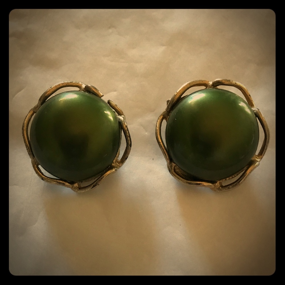 Gorgeous Vintage Clip Earrings