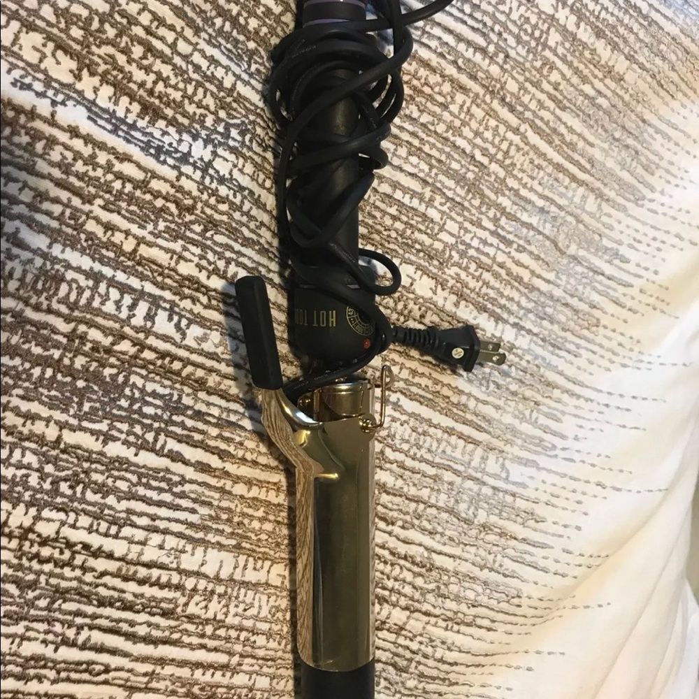 Hot Tools Curling Iron 1.5