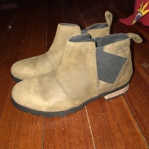 Sorel Emelie Chelsea Boots