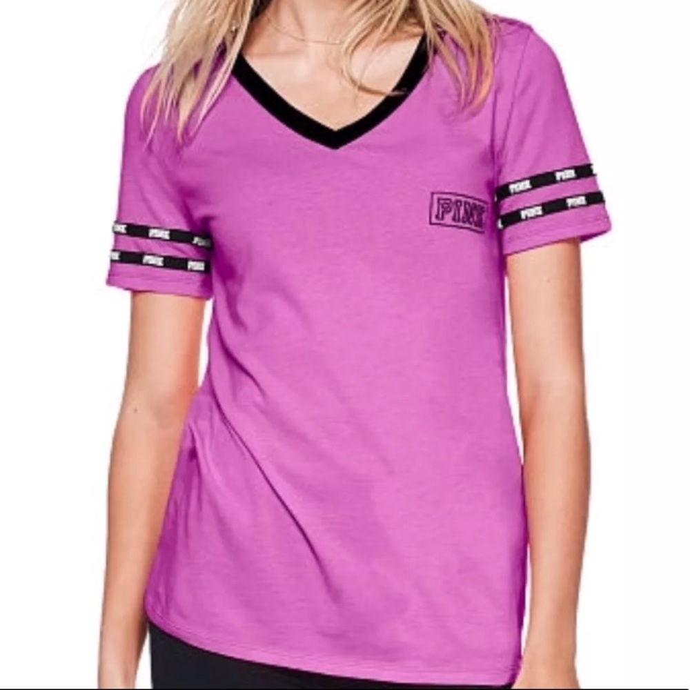 Victoria’s Secret Pink Perfect v neck tee