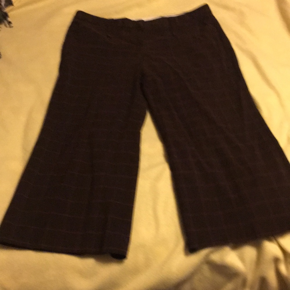 Stylish brown & pink capris