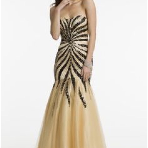 Camille La Vie dress - Picture 2 of 6