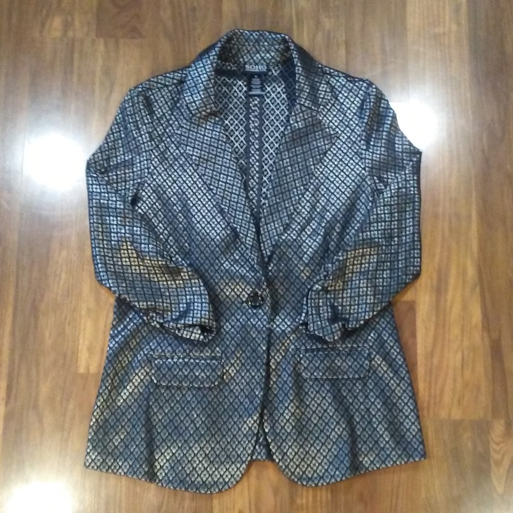 Soho Apparel Black Silver 3/4 Rouche Sleeve Blazer