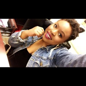 Meet your Posher, Toneysha