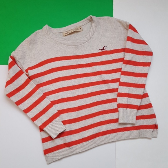 Hollister Sweater - Picture 1 of 6