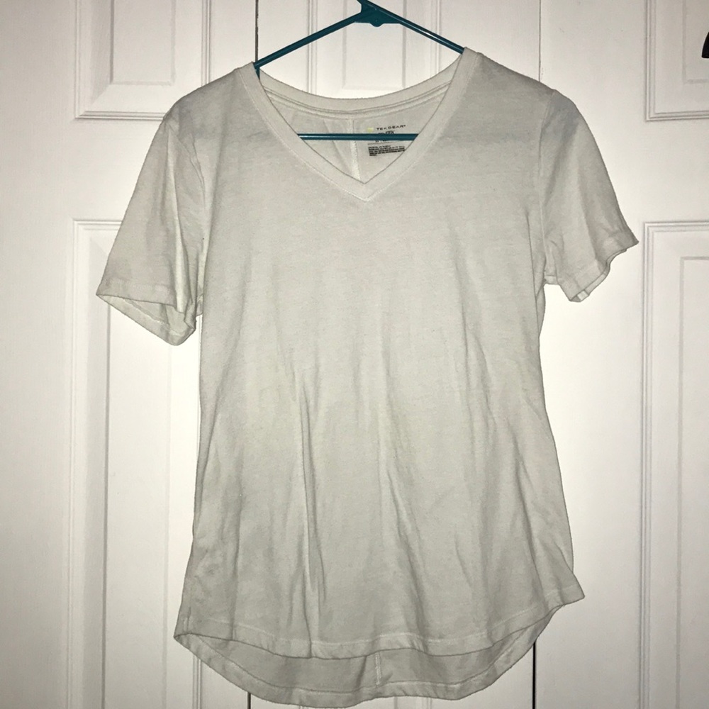White vneck tshirt