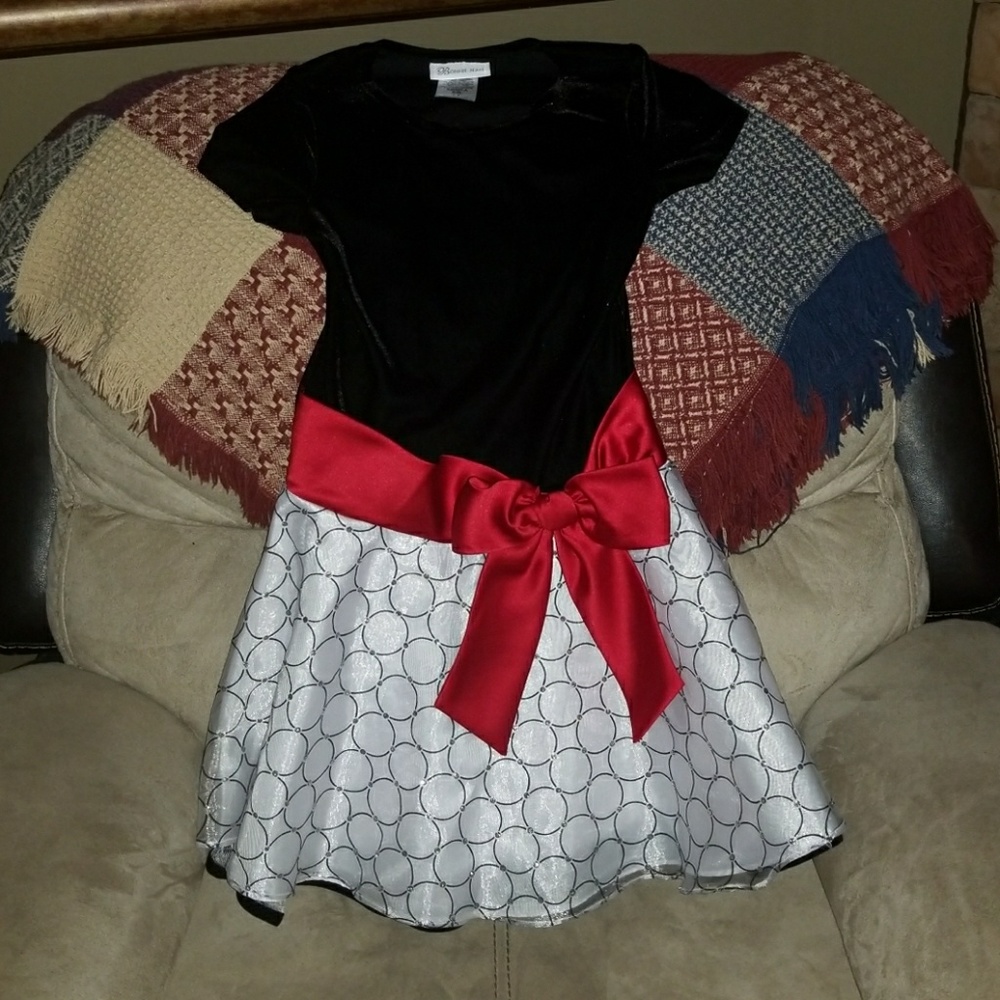 Bonnie Jean Black, white, red Holiday Dress