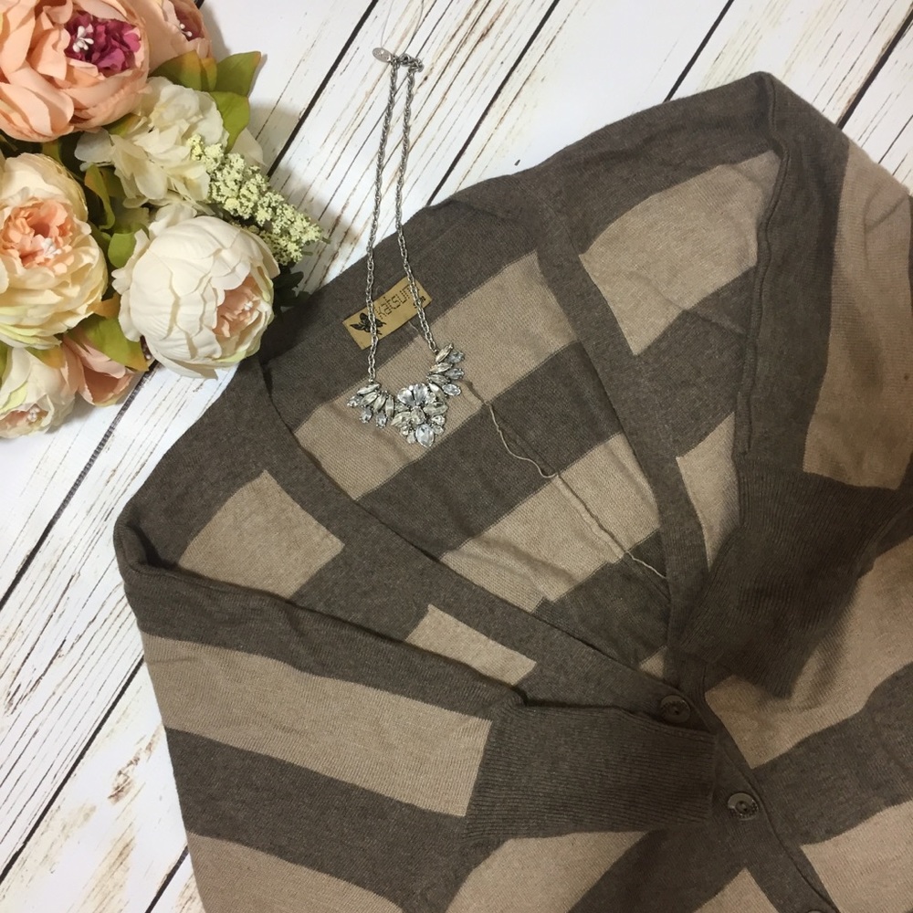 ✨NWOT✨LF Tan/Brown Billowy Cardigan (S/M)