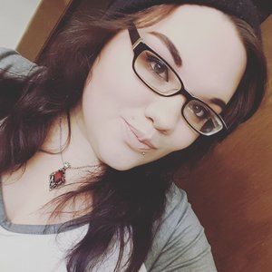 Meet your Posher, Cassie