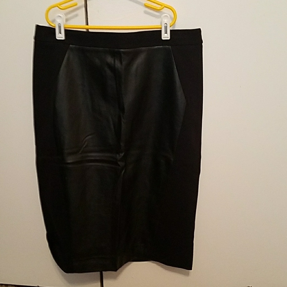 LOFT leather skirt sz 8T