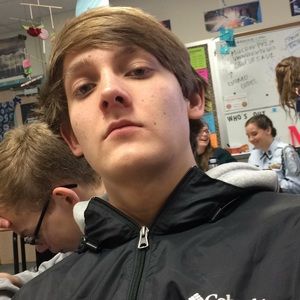 Meet your Posher, Abbey