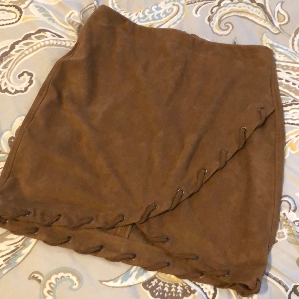 Express suede skirt