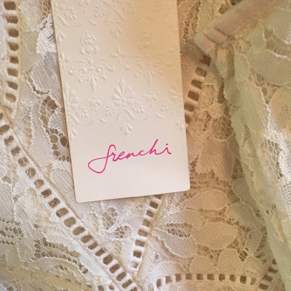 Lace tank top - Picture 2 of 2