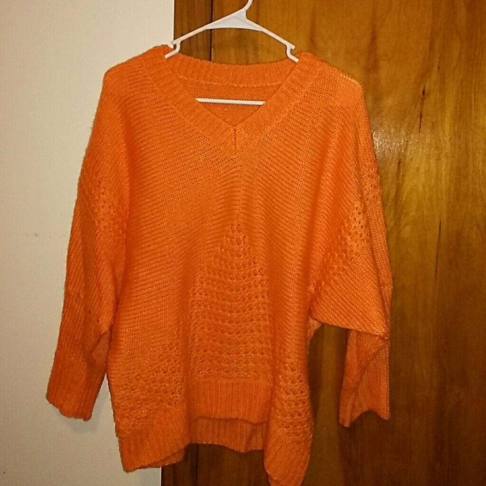 Sweater - Picture 2 of 7