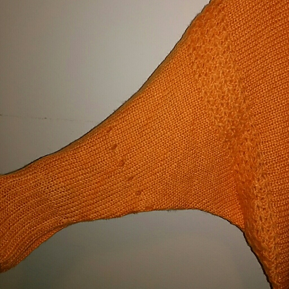 Sweater - Picture 3 of 7