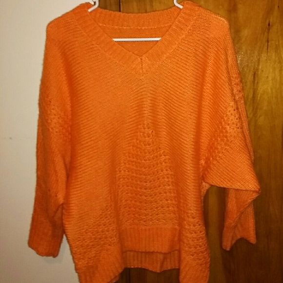 Sweater - Picture 5 of 7