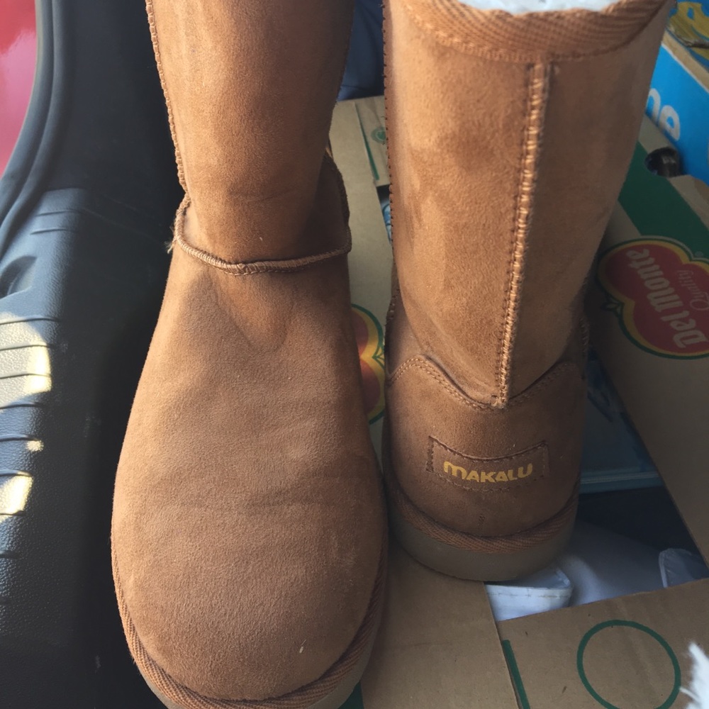 brown boots