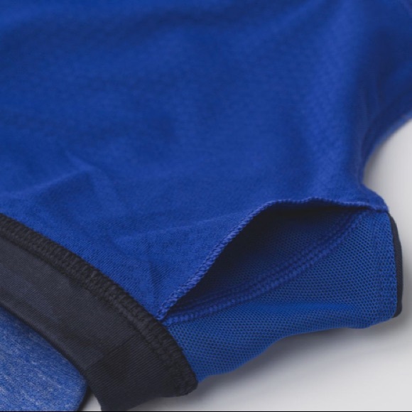 NWT BLUE CAMO LULULEMON WILD TANK - - Size 8 or 10 - Picture 6 of 8