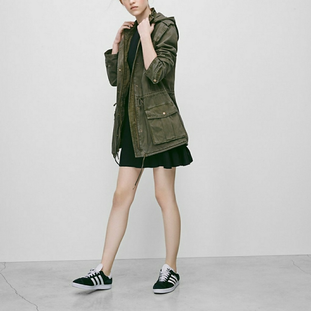 Aritzia trooper jacket xs