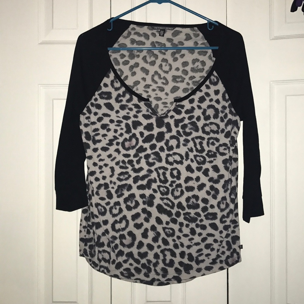 Leopard baseball tee