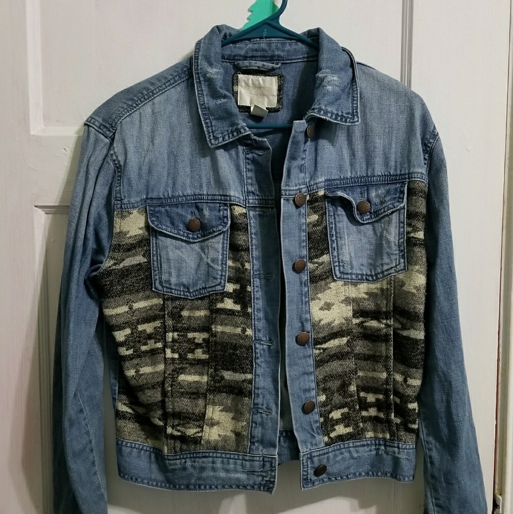 FOREVER 21 JEAN JACKET