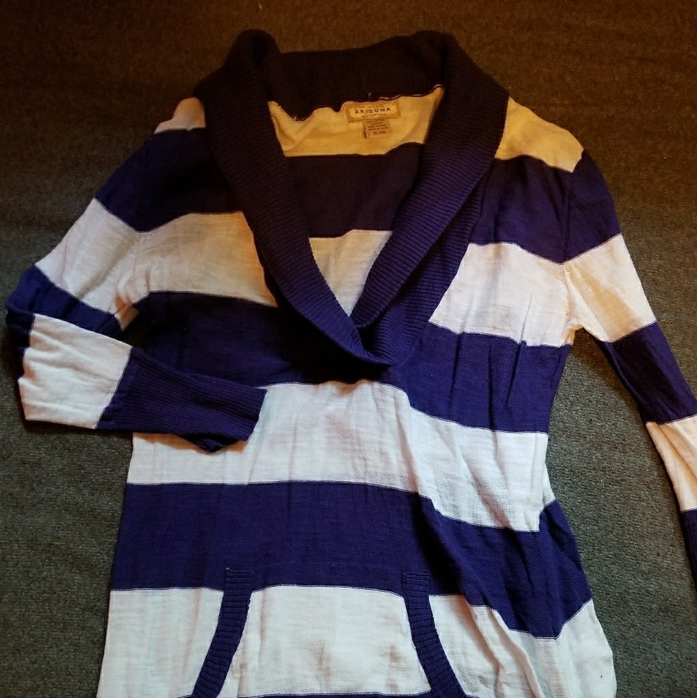 Sweater type shirt