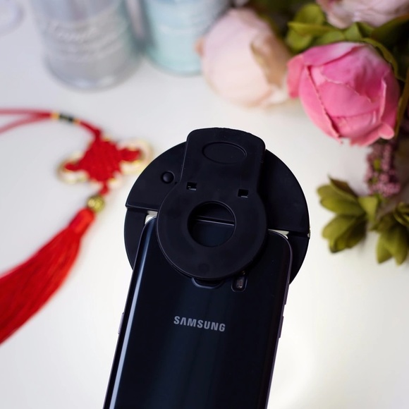 "Stuck on me" - Picture 6 of 6