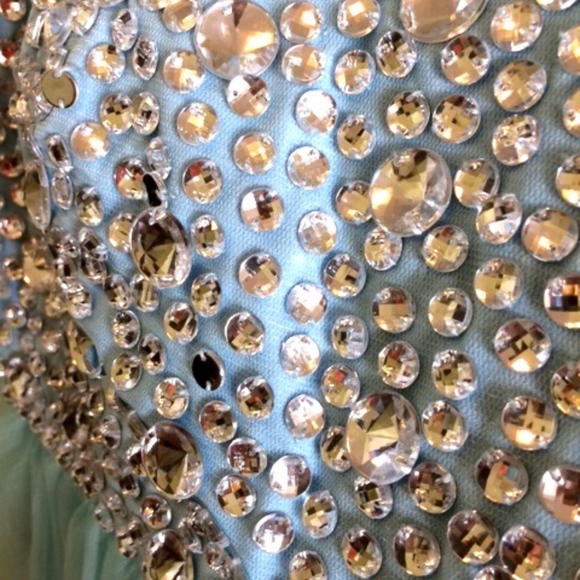 *DONATED* Beaded Powder Blue Prom Dress, 16 - Picture 4 of 6