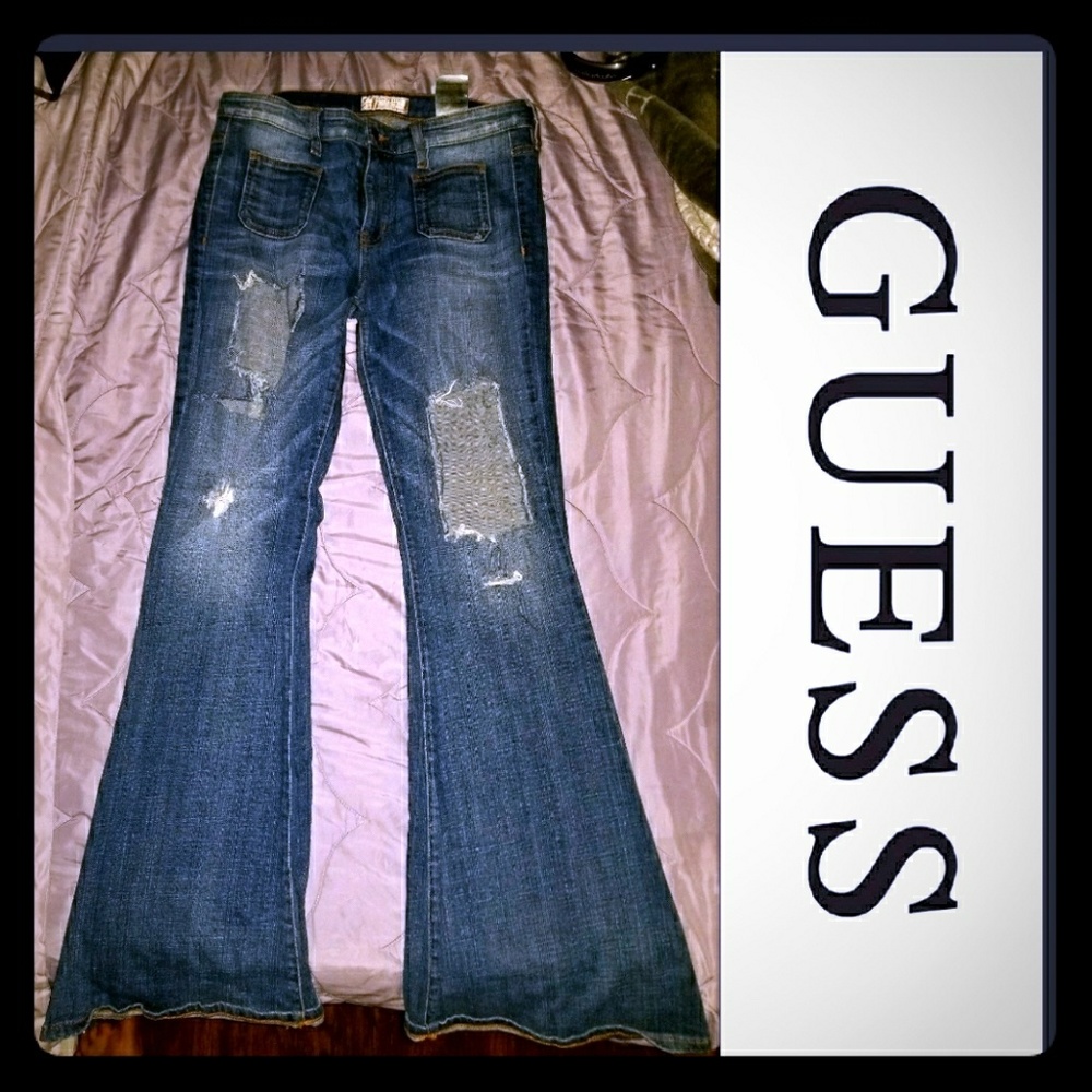 👖🌻Guess Distressed Flare Jeans🌻👖