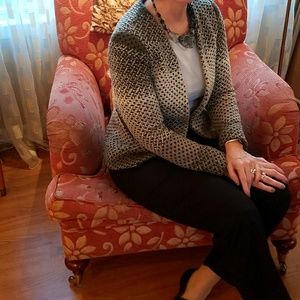 Meet your Posher, Joyce