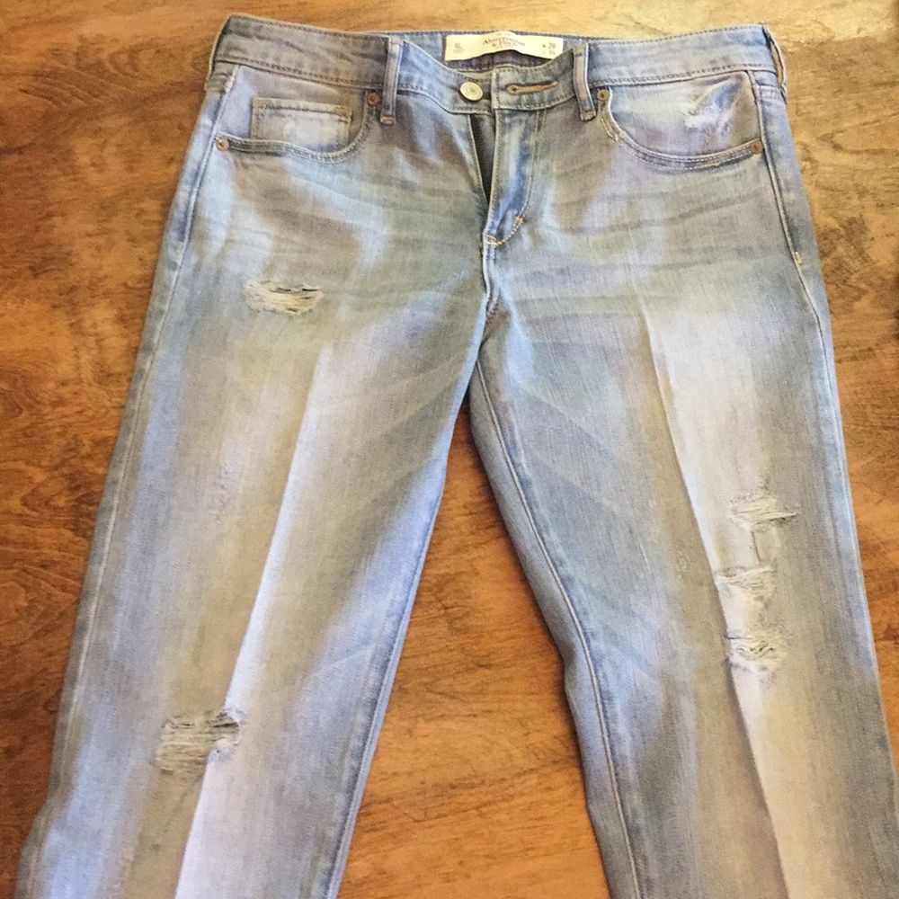 Abercrombie jeans skinny boot slight distressed