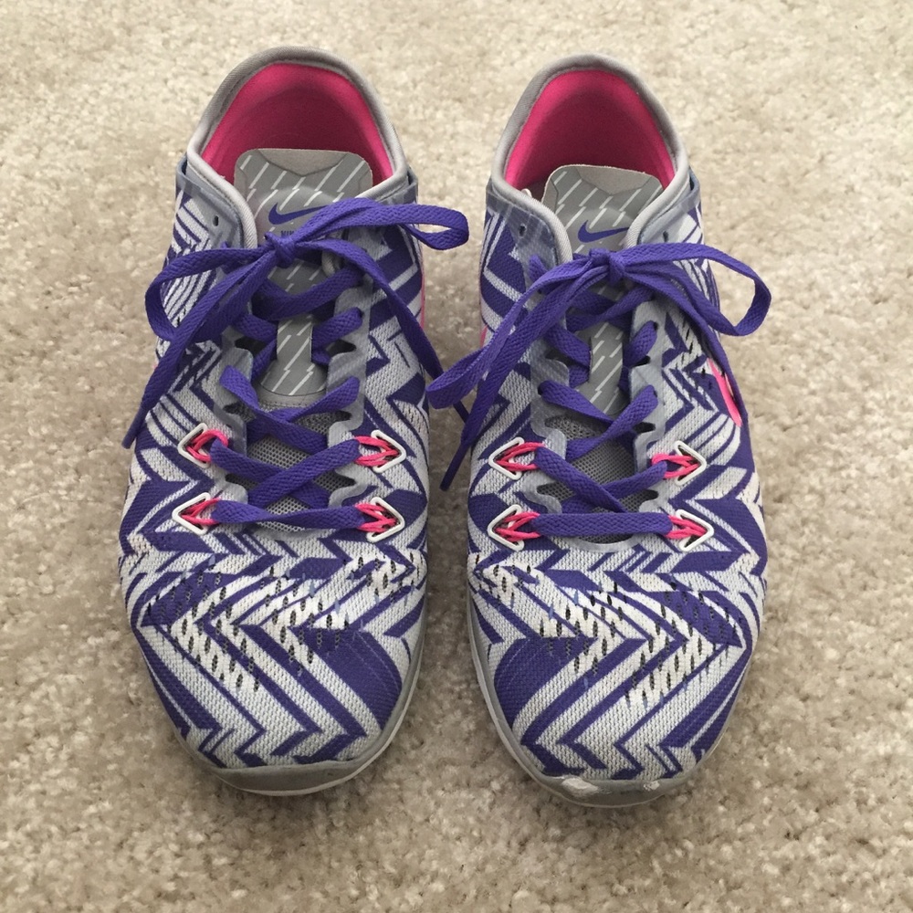 Nike shoes, patterns