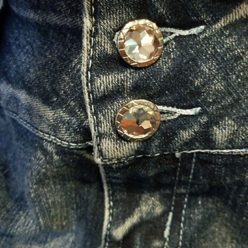 Jeans - Picture 2 of 5